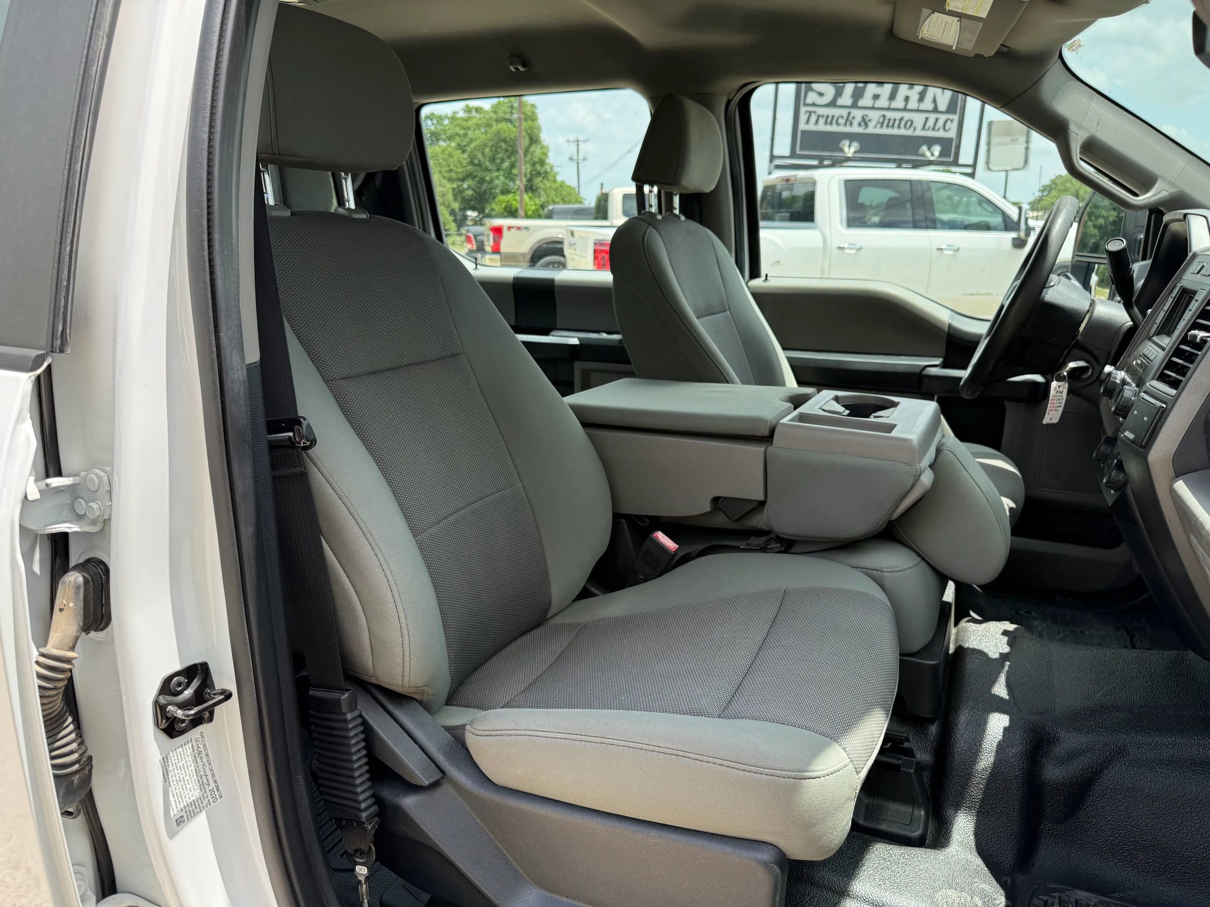 Used 2020 Ford F350 XL w/ STX Appearance Package AWD/4WD image 14