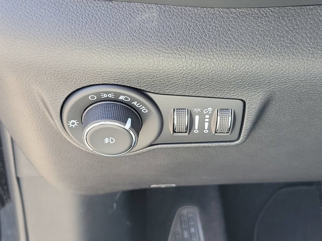 New 2026 Jeep Compass Limited AWD/4WD image 27