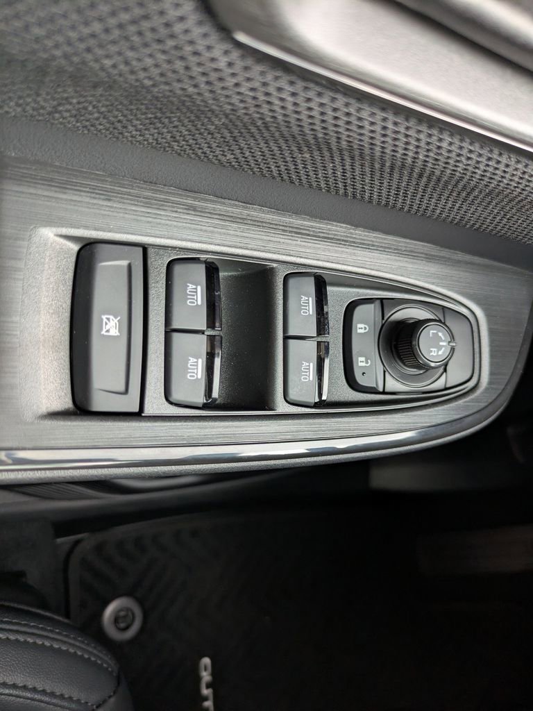 Certified 2026 Subaru Outback Premium image 25