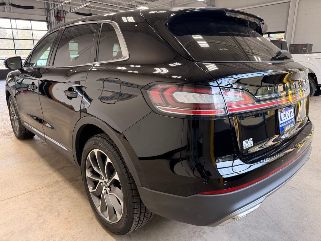 Used 2023 Lincoln Nautilus Reserve AWD/4WD image 5