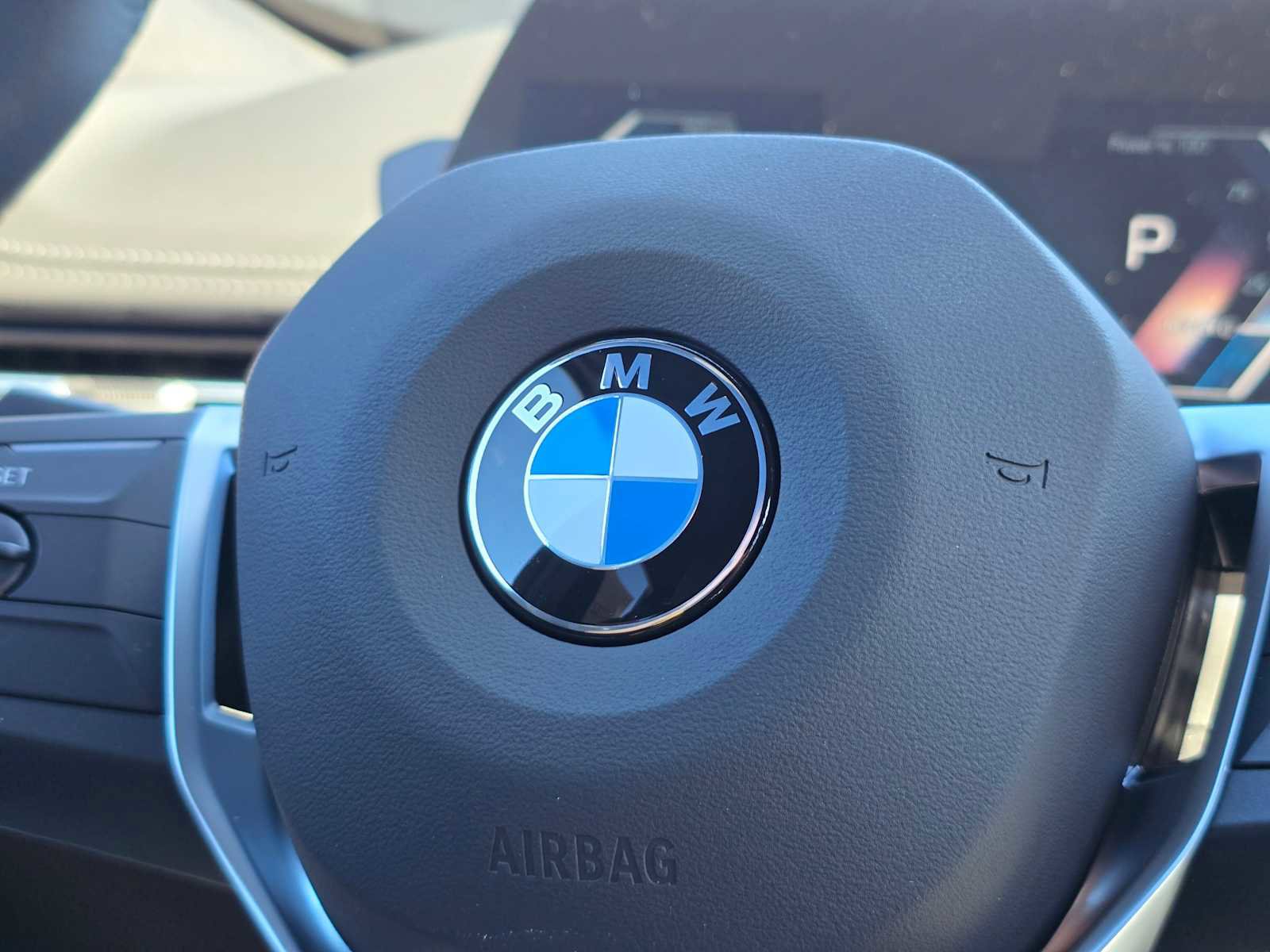 Used 2025 BMW X1 xDrive28i w/ Technology Package AWD/4WD image 30