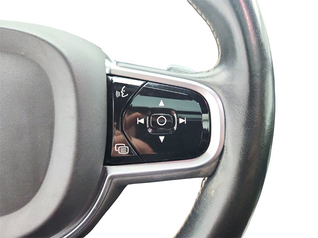 Used 2019 Volvo S60 T6 R-Design image 39