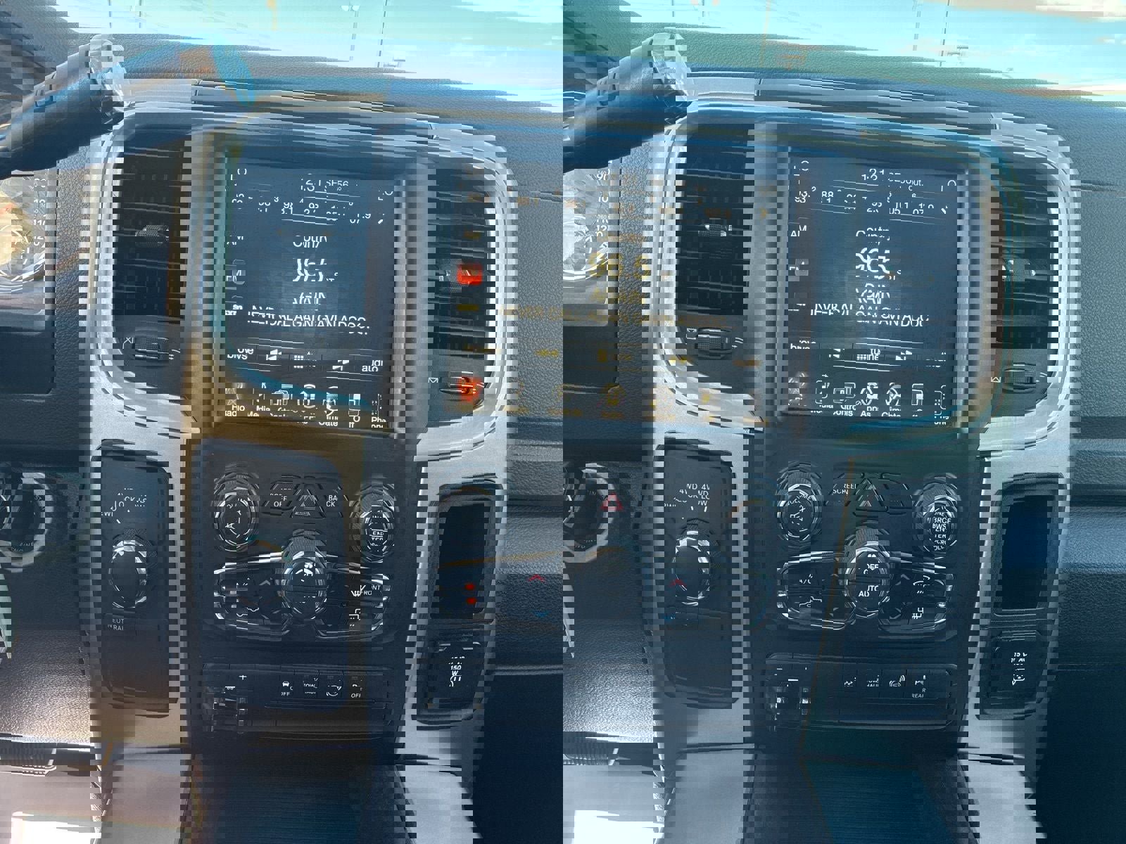 Used 2017 RAM 2500 Big Horn image 25