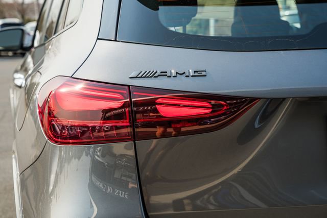 New 2026 Mercedes-Benz GLA 35 AMG 4MATIC image 7