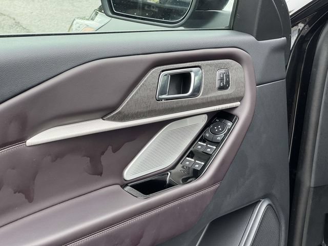 Certified 2026 Ford Explorer Platinum AWD/4WD image 16