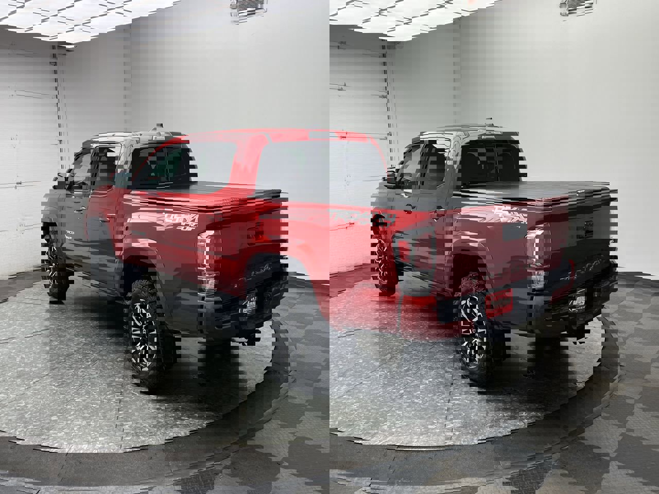 Used 2020 Toyota Tacoma TRD Sport w/ TRD Premium Sport Package image 2