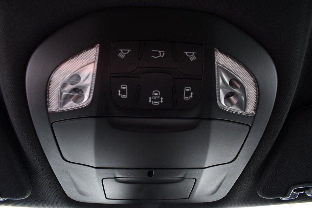 Used 2026 Chrysler Pacifica Select FWD image 33