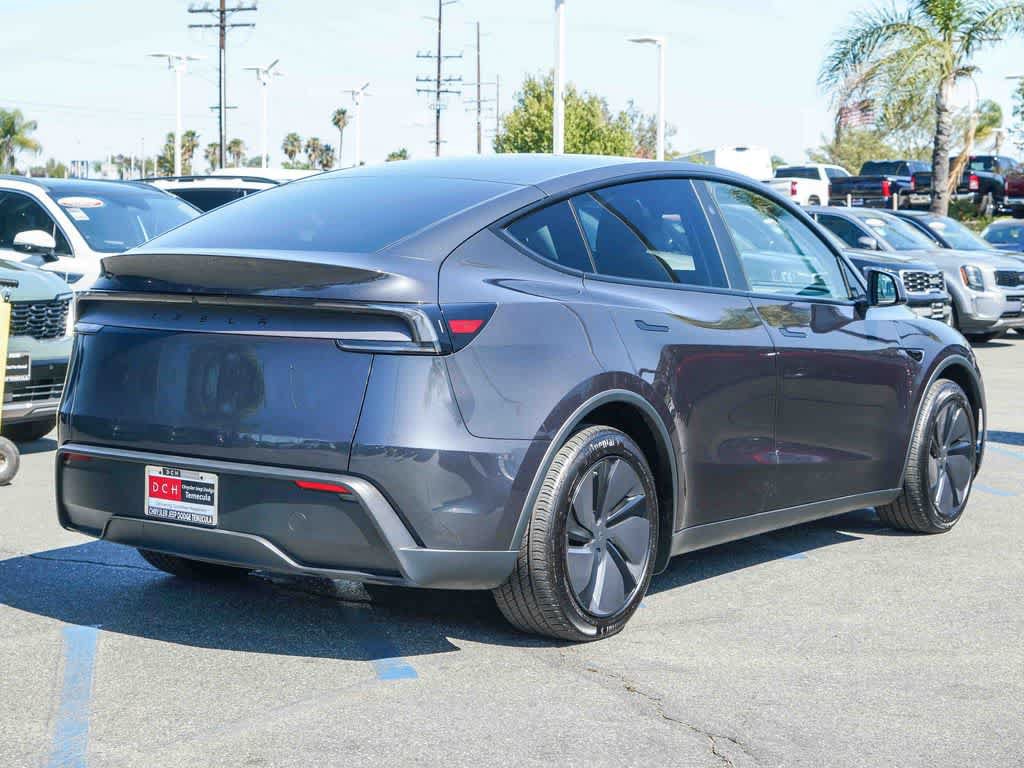 Used 2026 Tesla Model Y 2WD image 4