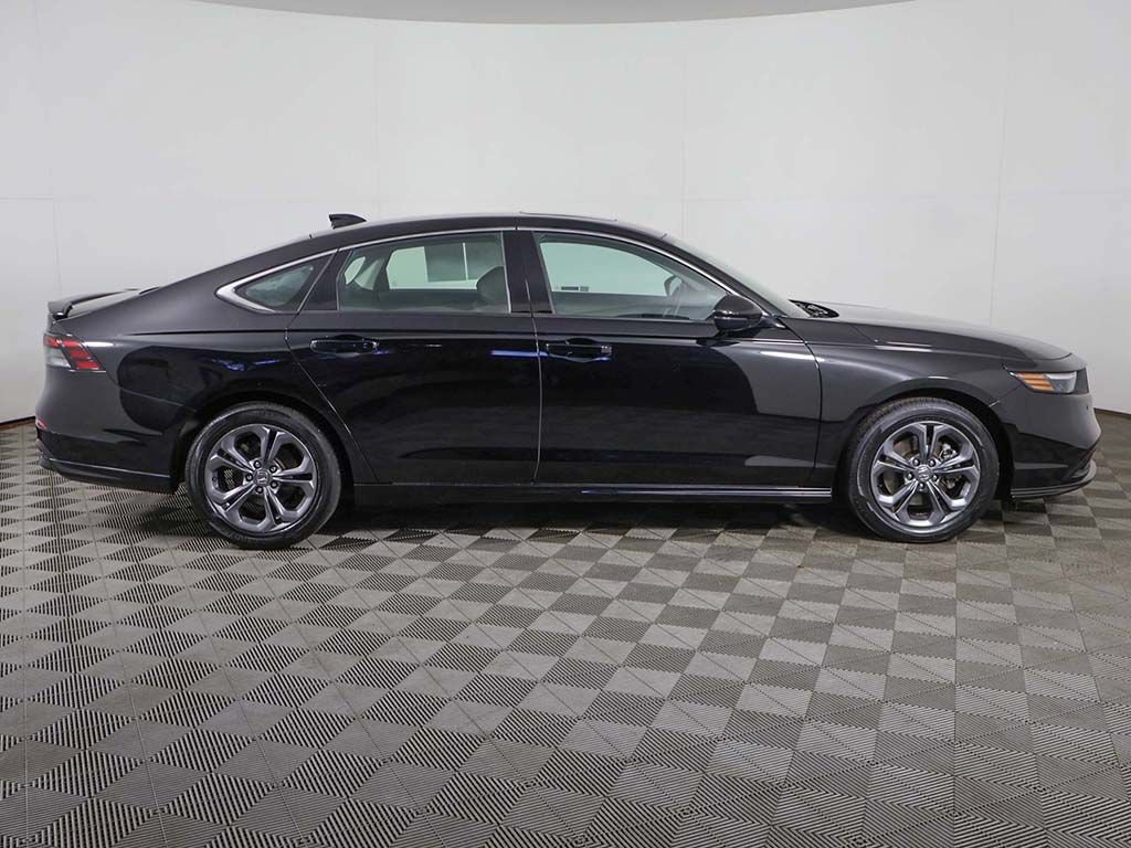 Used 2024 Honda Accord EX-L image 18
