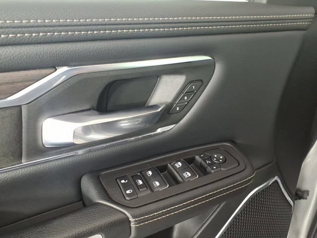 Used 2025 RAM 1500 Laramie AWD/4WD image 14