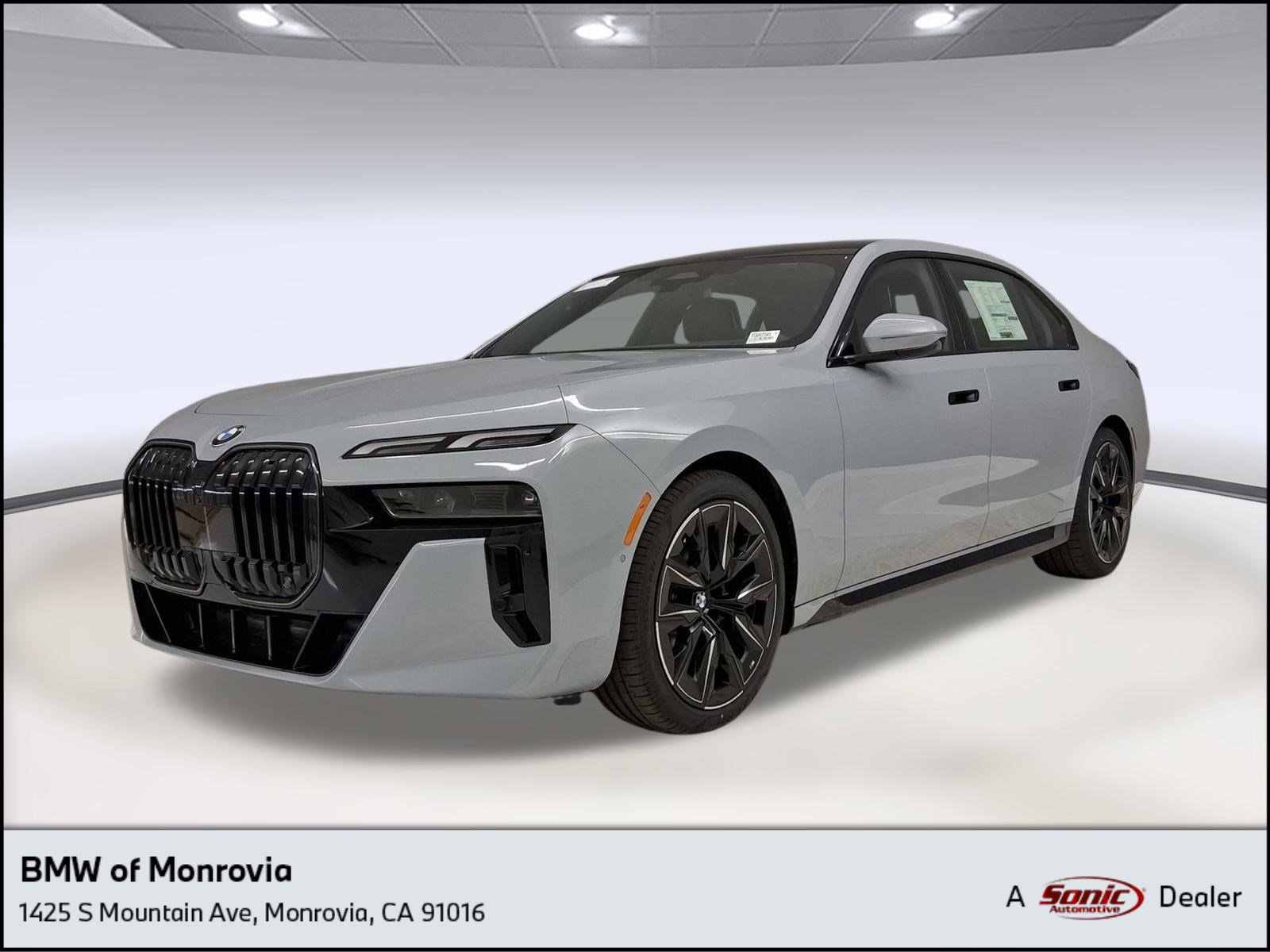 New 2026 BMW 740i w/ Premium Package image 1