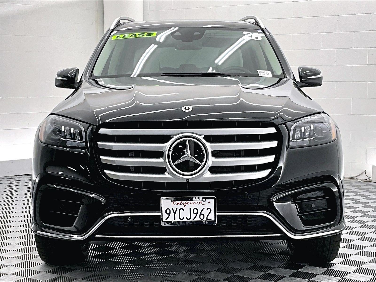 Used 2026 Mercedes-Benz GLS 450 4MATIC image 2