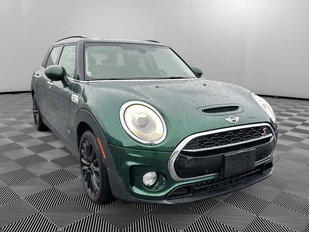 Used 2017 MINI Cooper Clubman S image 1