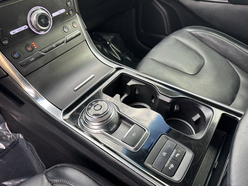 Used 2019 Ford Edge Titanium w/ Equipment Group 301A image 33