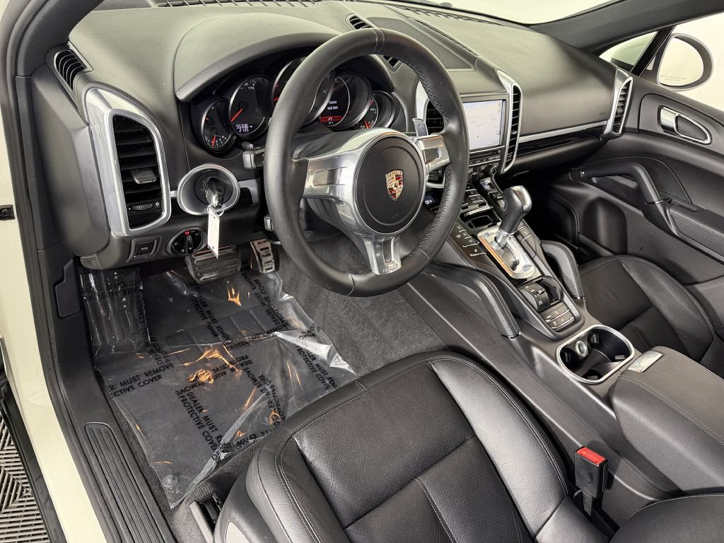 Used 2011 Porsche Cayenne AWD/4WD image 11