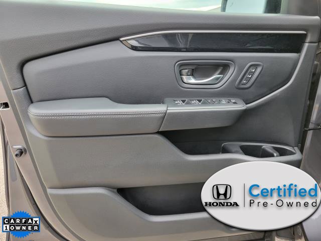 Certified 2025 Honda Pilot EX-L image 18