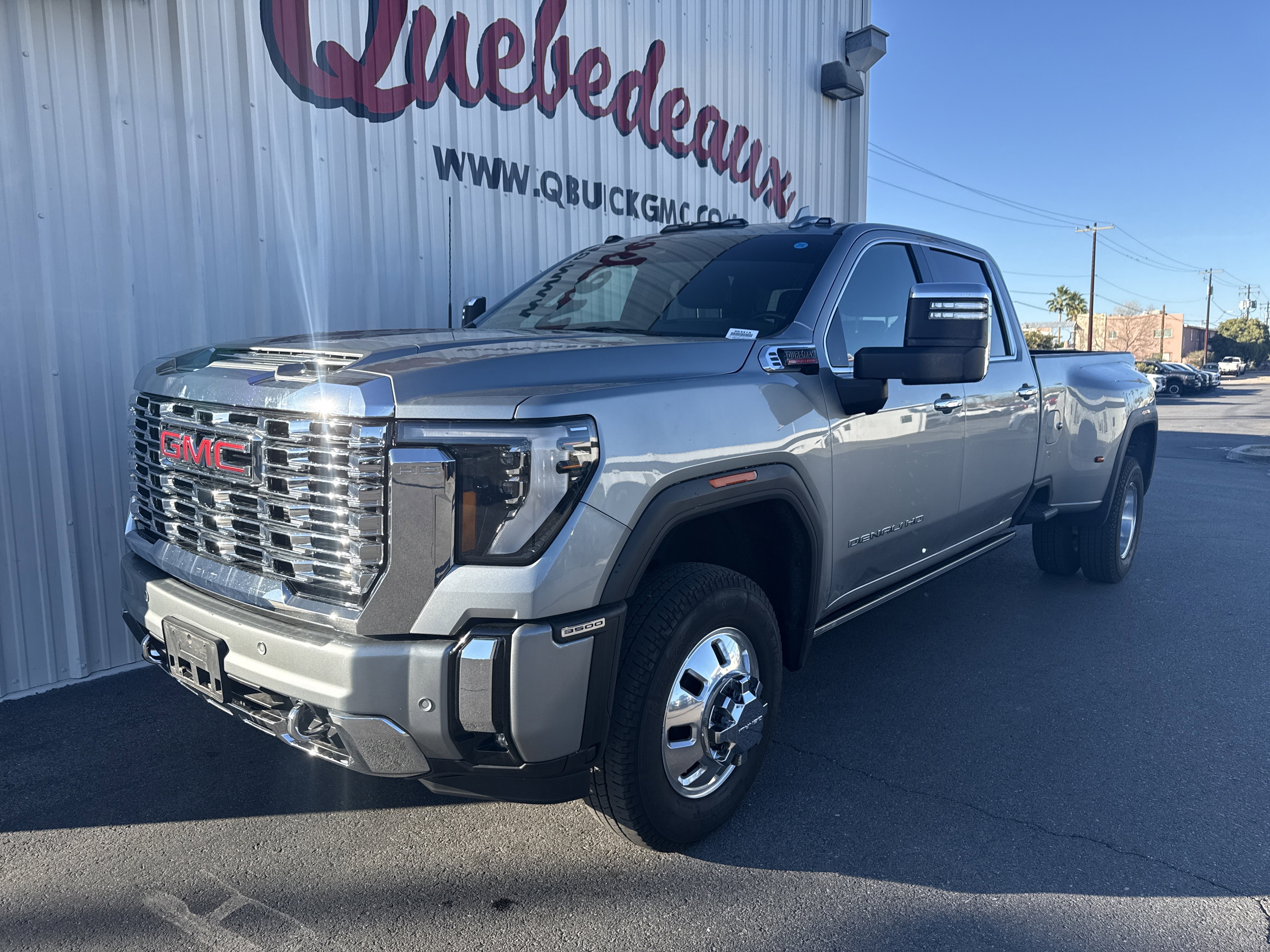 Used 2024 GMC Sierra 3500 Denali w/ Denali Reserve Package image 10