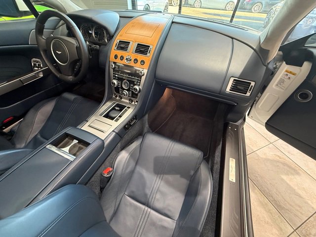 Used 2012 Aston Martin V8 Vantage S image 20
