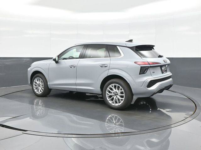 New 2026 Audi Q3 quattro 2.0T AWD/4WD image 5