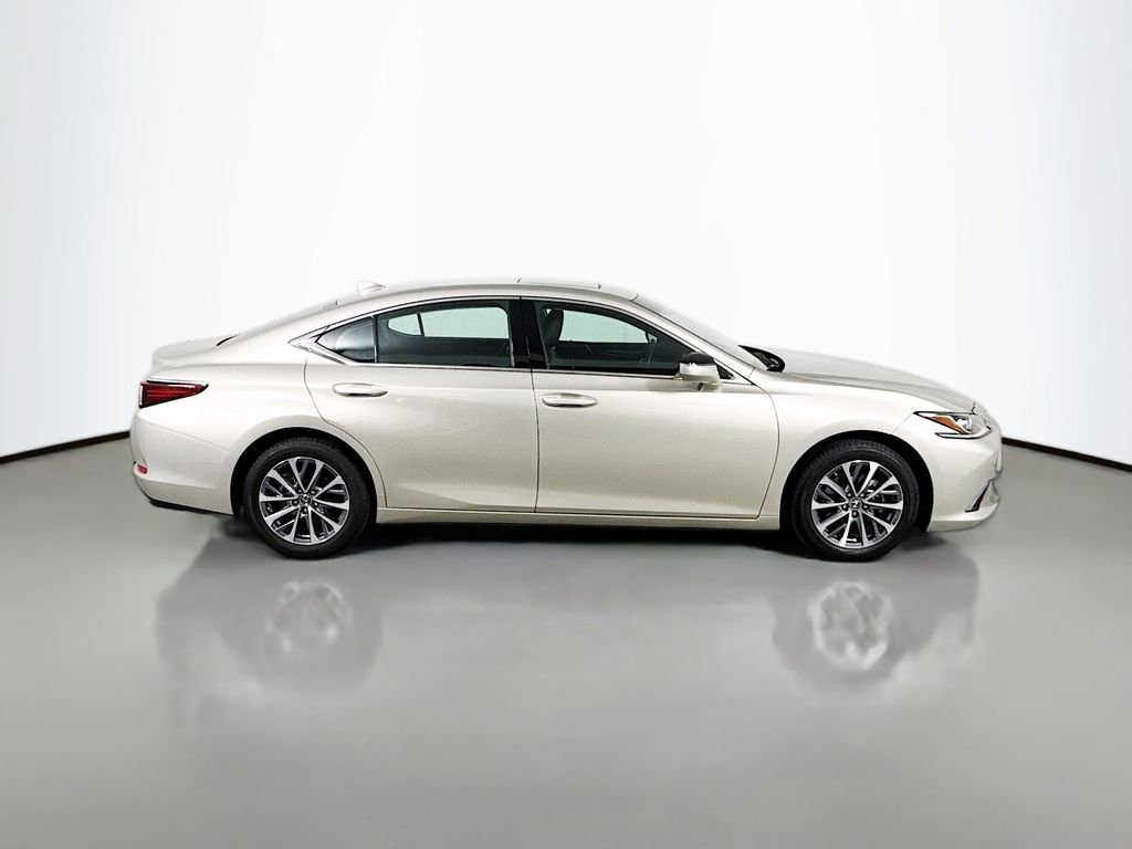 Certified 2023 Lexus ES 350 image 4