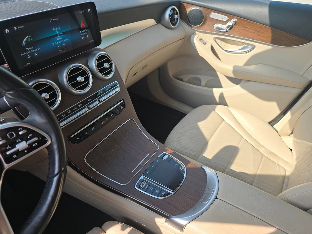 Certified 2022 Mercedes-Benz GLC 300 4MATIC image 30