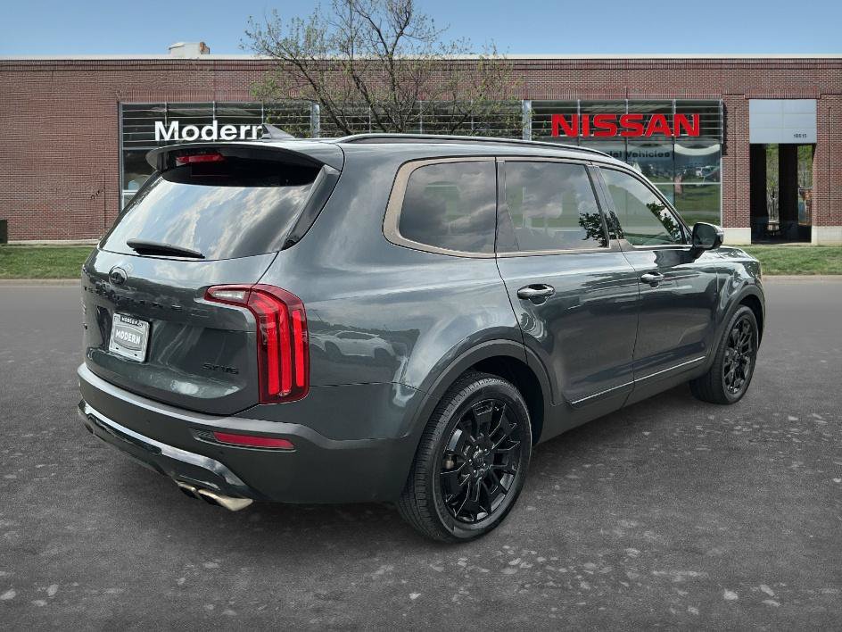 Used 2021 Kia Telluride SX w/ Nightfall Edition Package AWD/4WD image 4