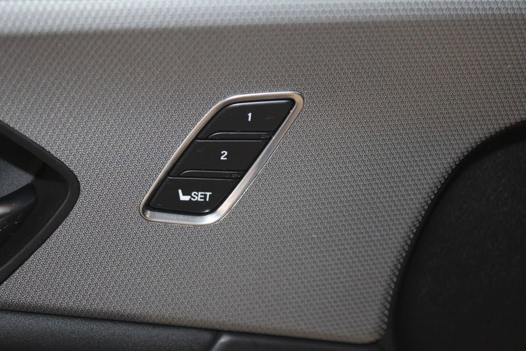 Used 2022 Acura TLX Type S AWD/4WD image 8