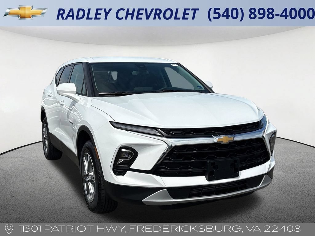 Certified 2025 Chevrolet Blazer LT FWD image 21