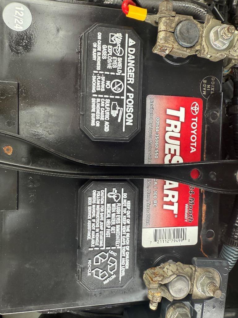 Used 2013 Toyota RAV4 XLE FWD image 31