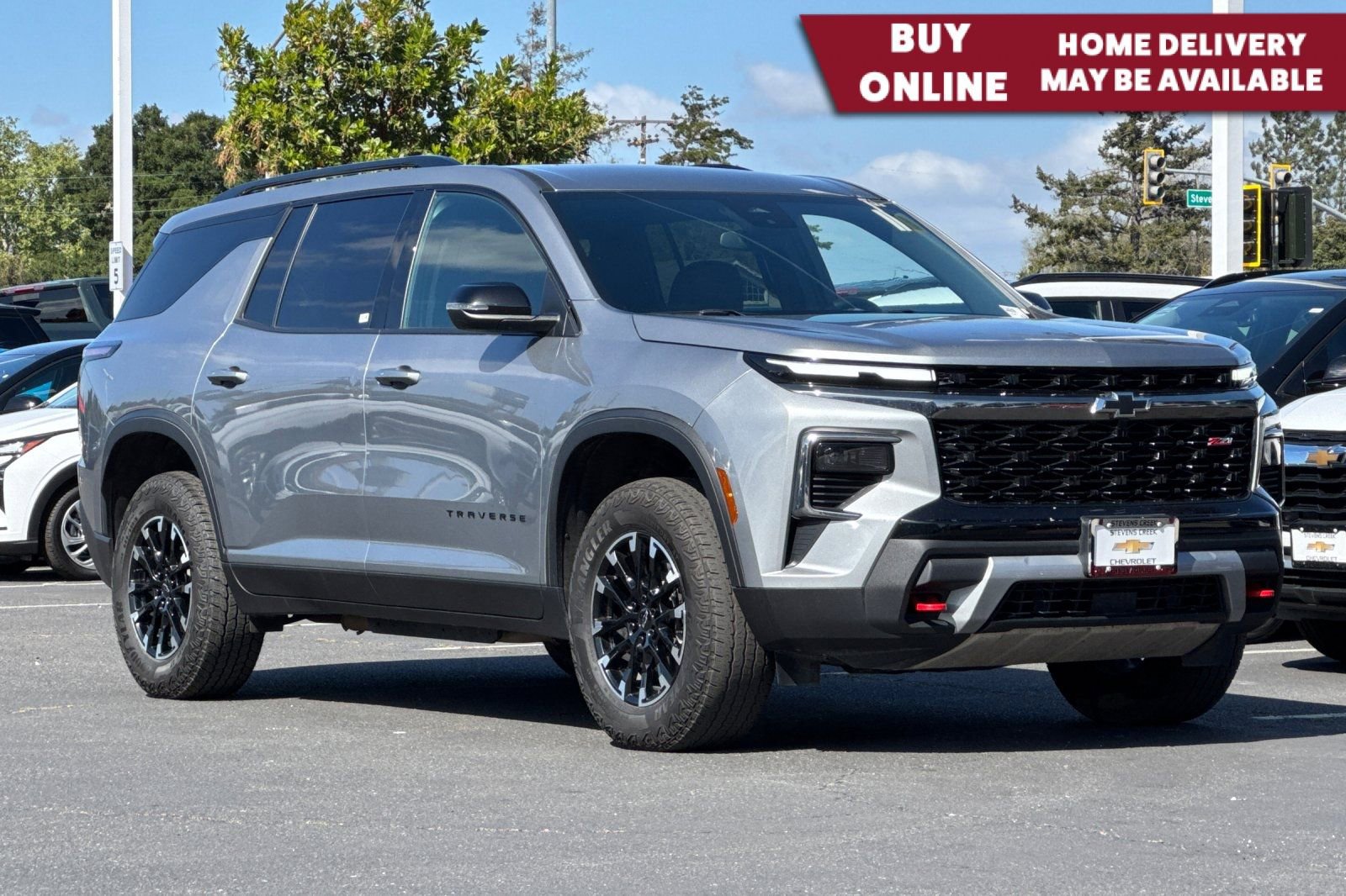 Used 2025 Chevrolet Traverse Z71 AWD/4WD image 1