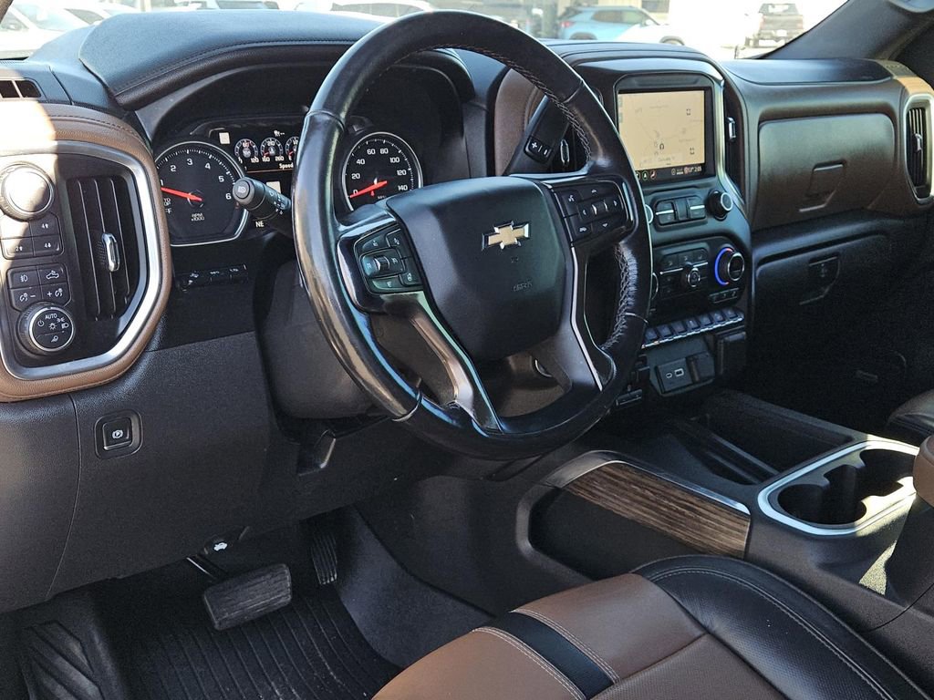 Certified 2020 Chevrolet Silverado 1500 High Country w/ Technology Package image 25