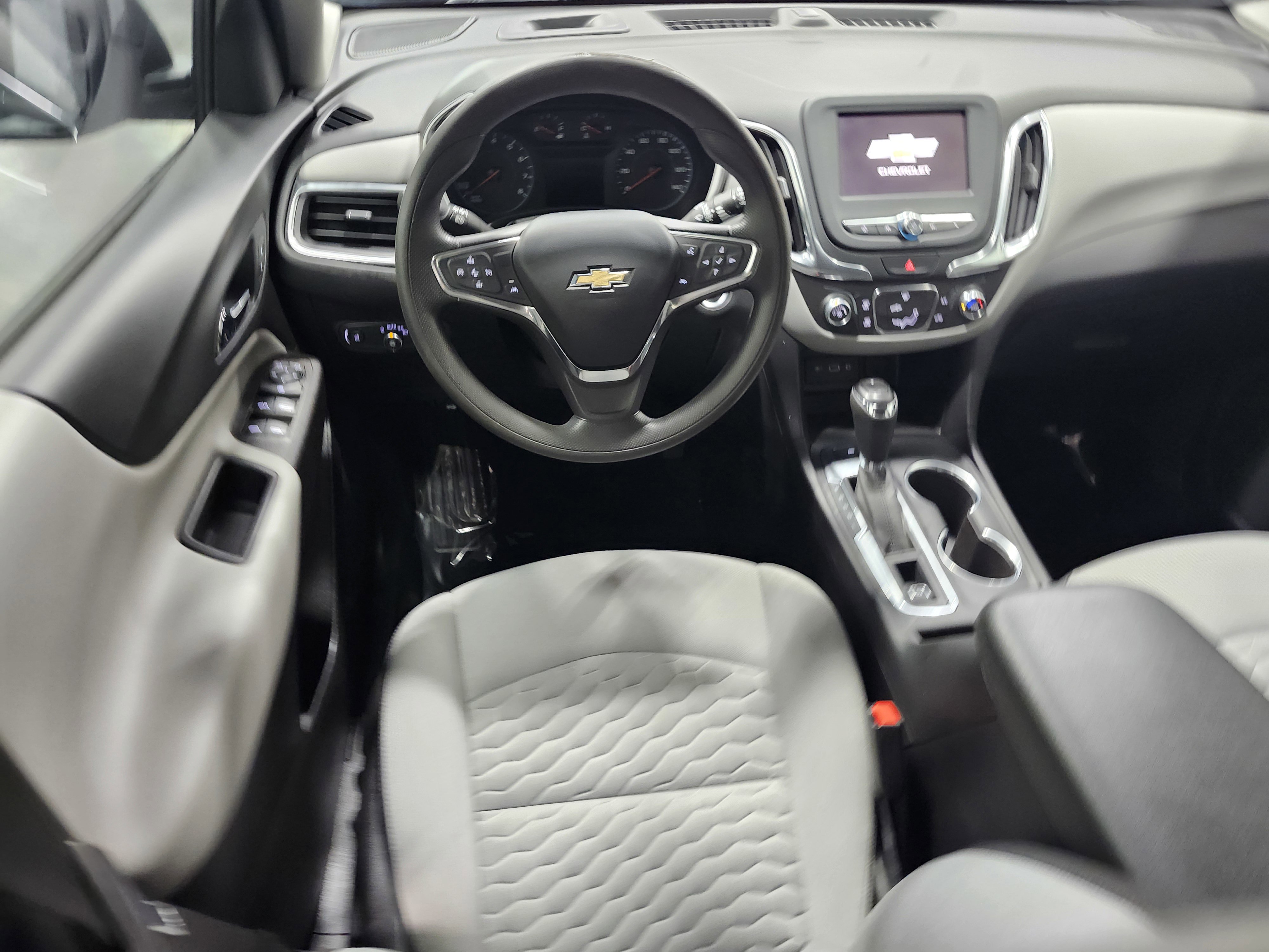 Used 2021 Chevrolet Equinox LS image 20