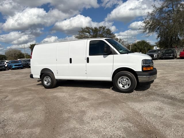 New 2026 Chevrolet Express 2500 w/ Driver Convenience Package RWD image 20