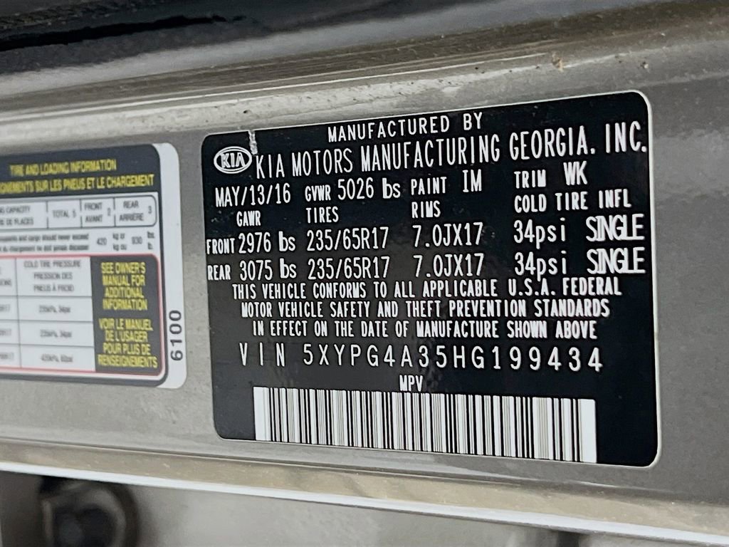 Used 2017 Kia Sorento L image 24