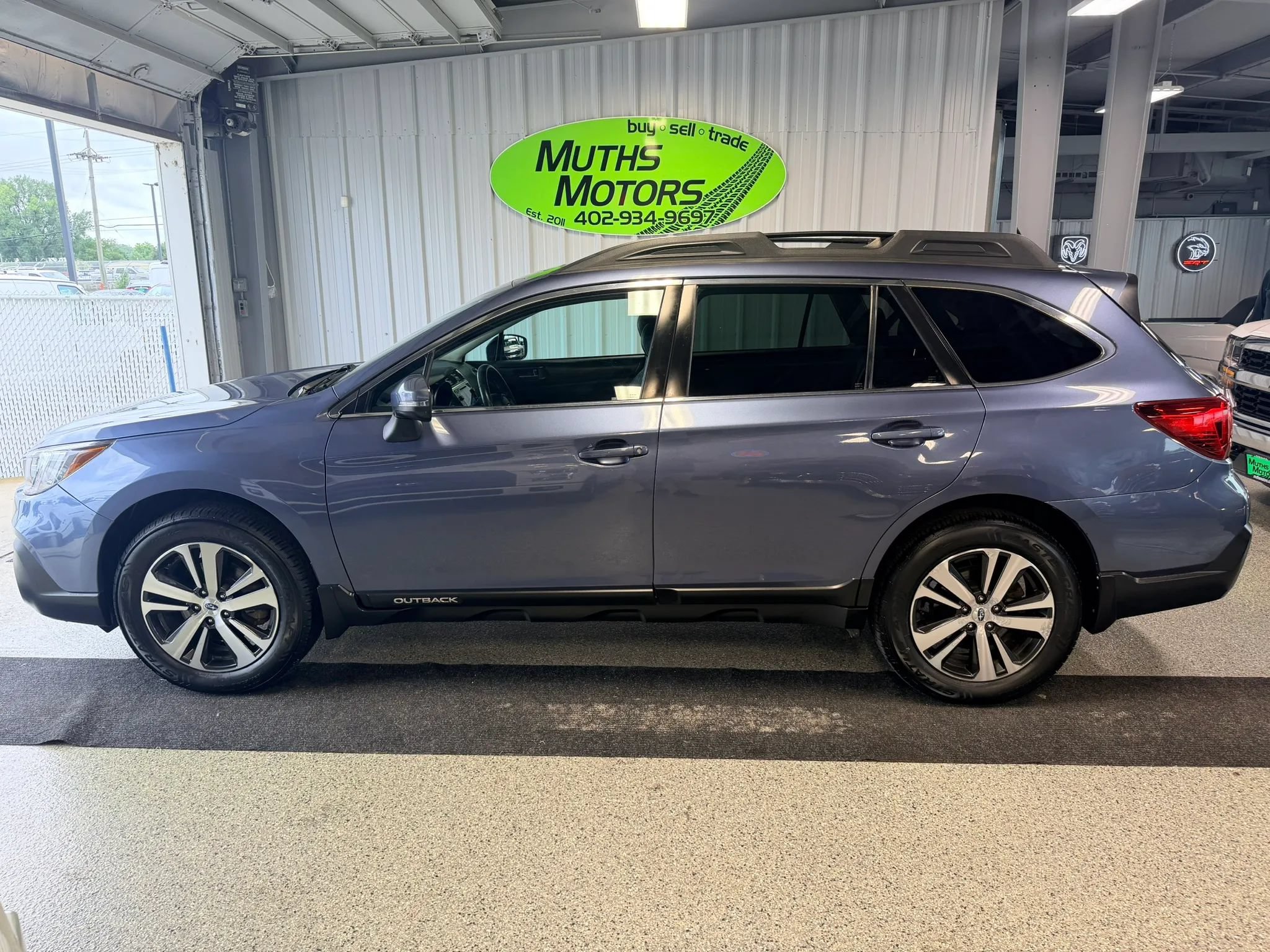 Used 2018 Subaru Outback 2.5i Limited AWD/4WD image 7