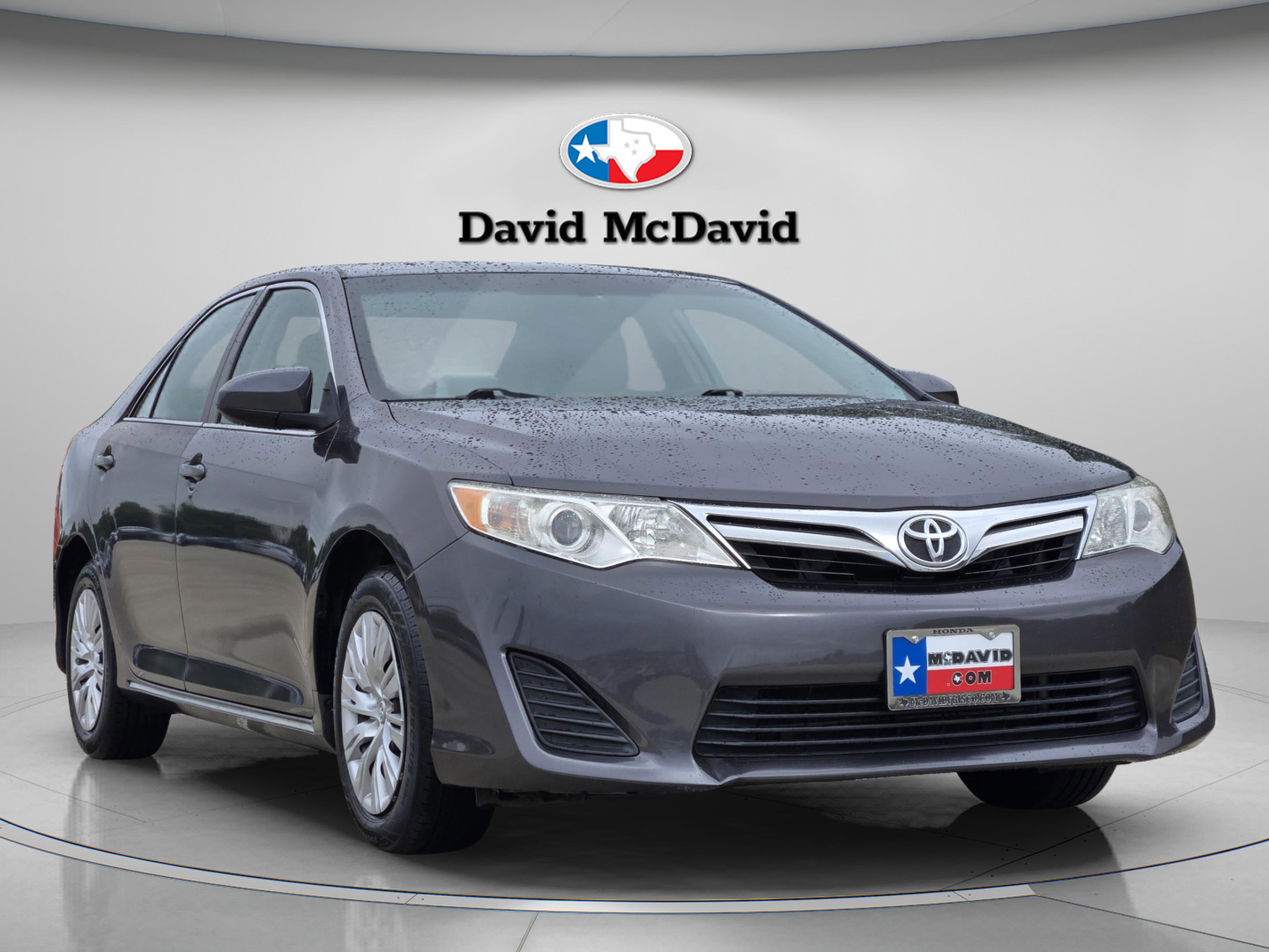 Used 2014 Toyota Camry LE FWD image 7