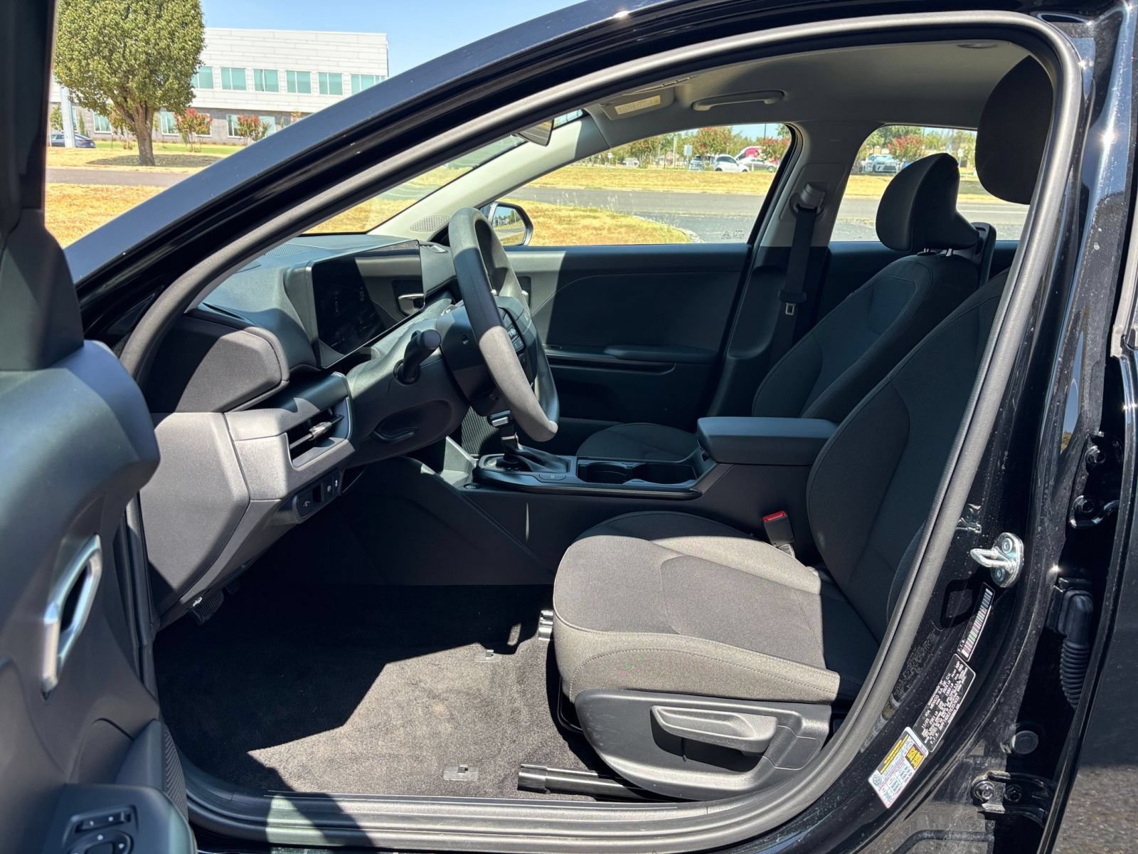 Used 2026 Kia K4 FWD image 26