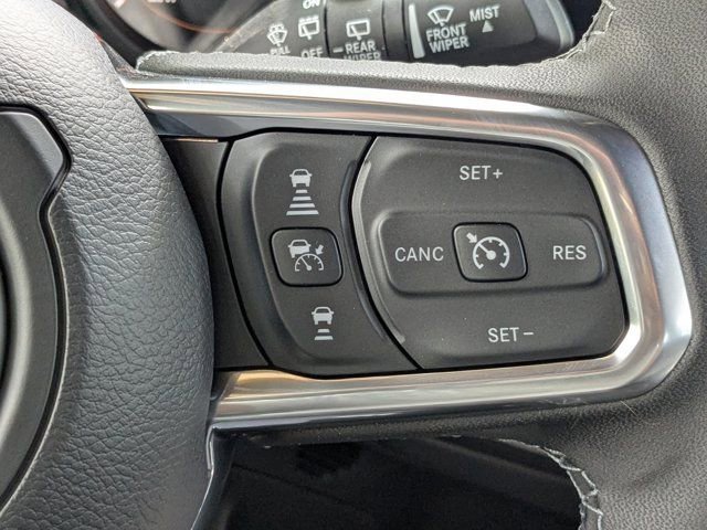 New 2026 Jeep Wrangler Unlimited Sahara AWD/4WD image 25