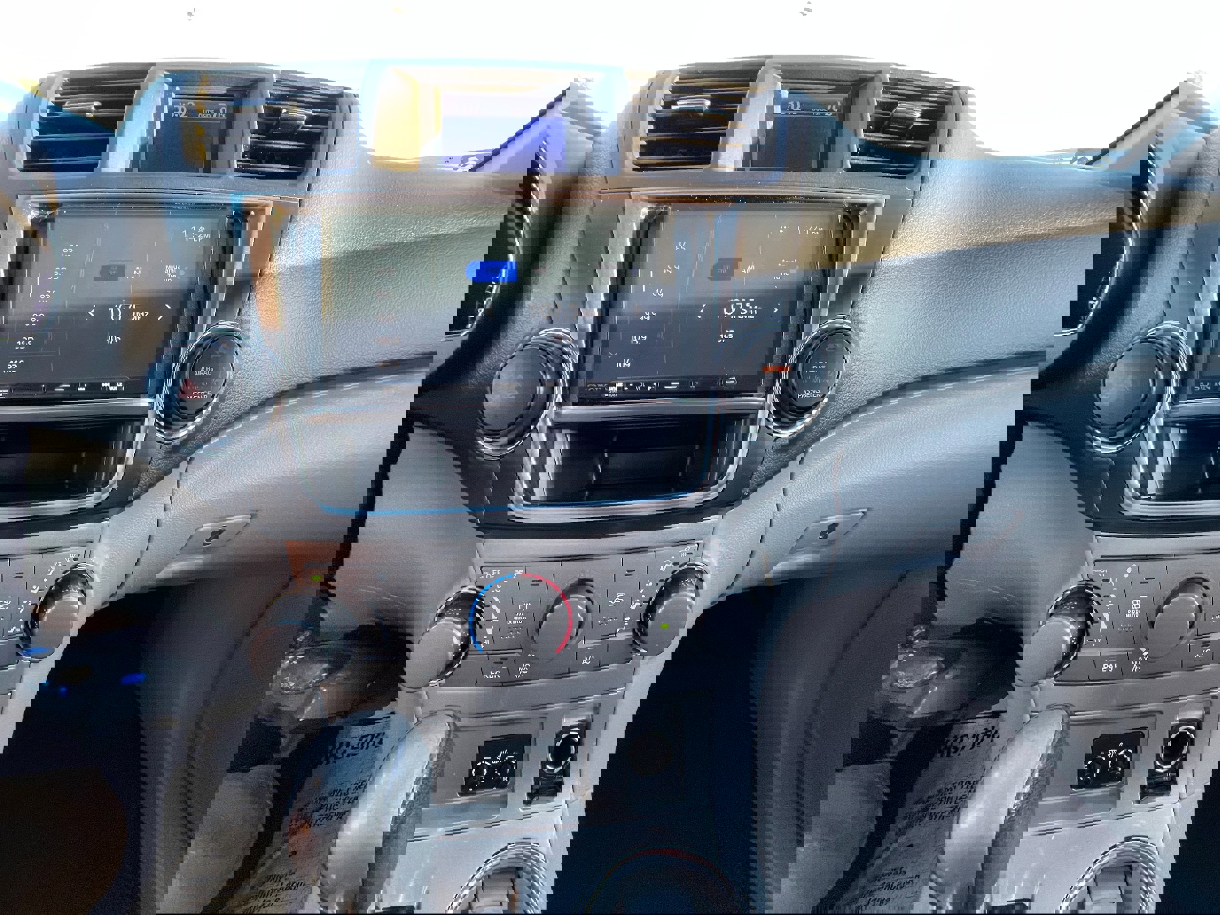 Used 2013 Toyota Highlander SE image 20