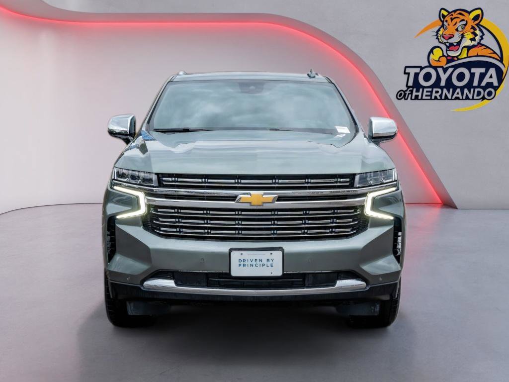 Used 2024 Chevrolet Suburban Premier AWD/4WD image 2