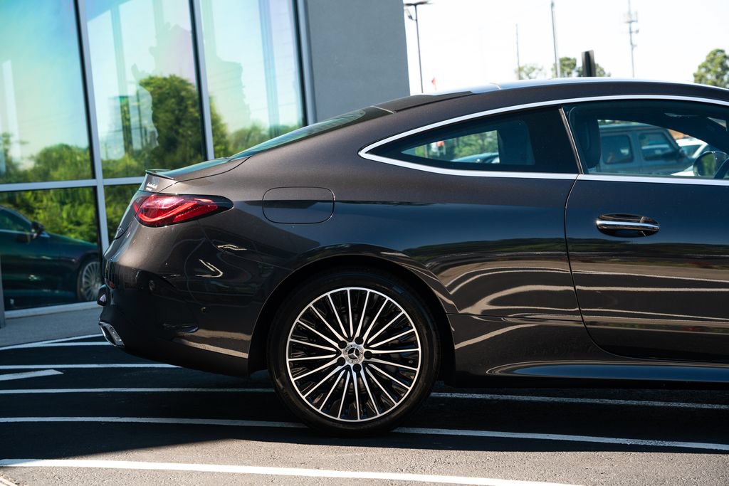 Used 2024 Mercedes-Benz CLE 300 4MATIC Coupe image 13