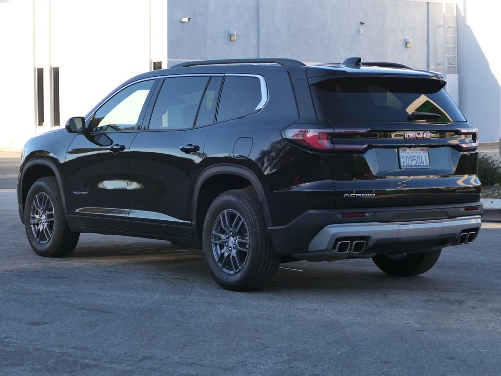 Used 2025 GMC Acadia Elevation image 5