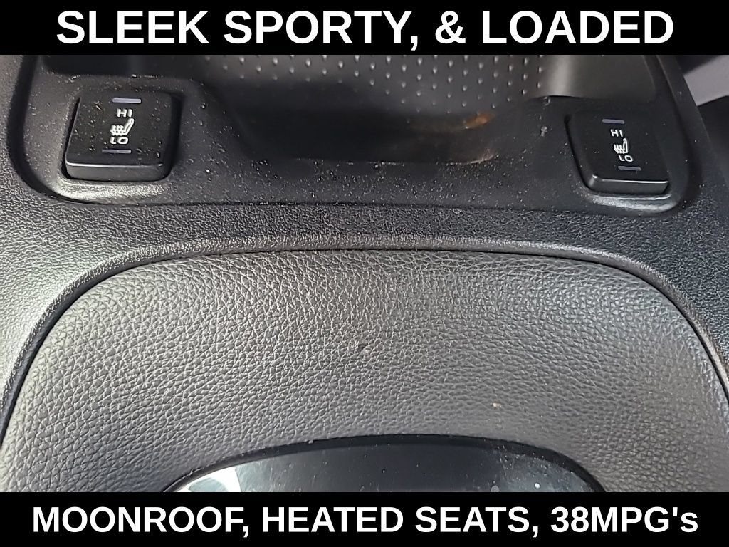 Used 2021 Toyota Corolla XSE FWD image 14