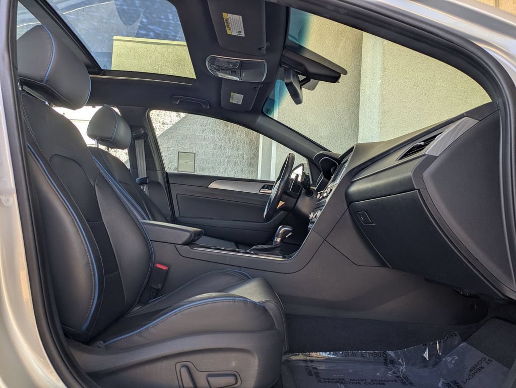 Used 2018 Hyundai Sonata Limited FWD image 11