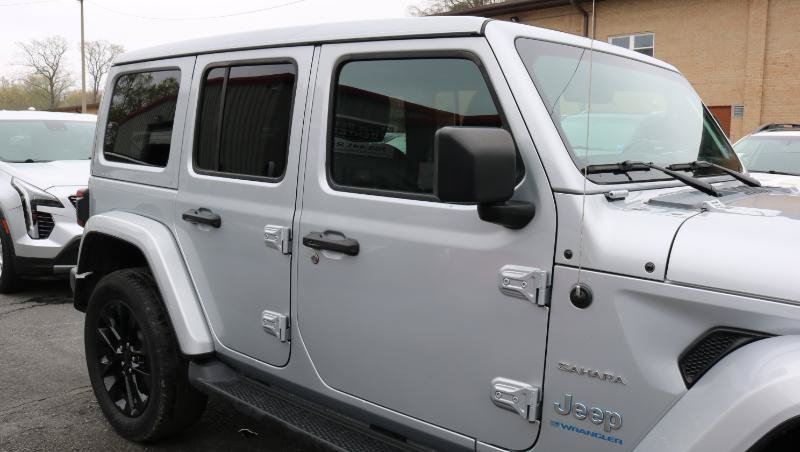 Used 2023 Jeep Wrangler Unlimited Sahara w/ Cold Weather Group AWD/4WD image 8