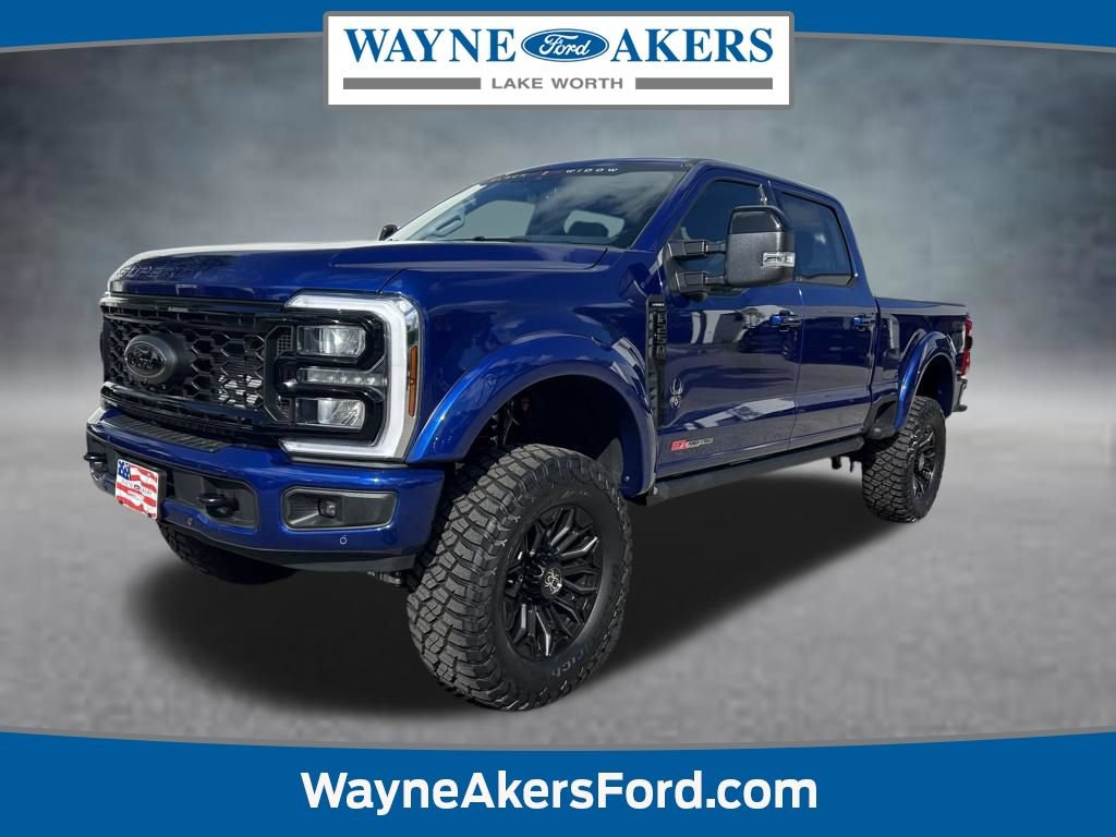 New 2026 Ford F250 Lariat w/ Black Appearance Package