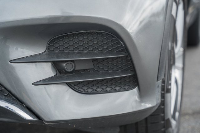 Used 2019 Mercedes-Benz GLC 300 4MATIC image 16