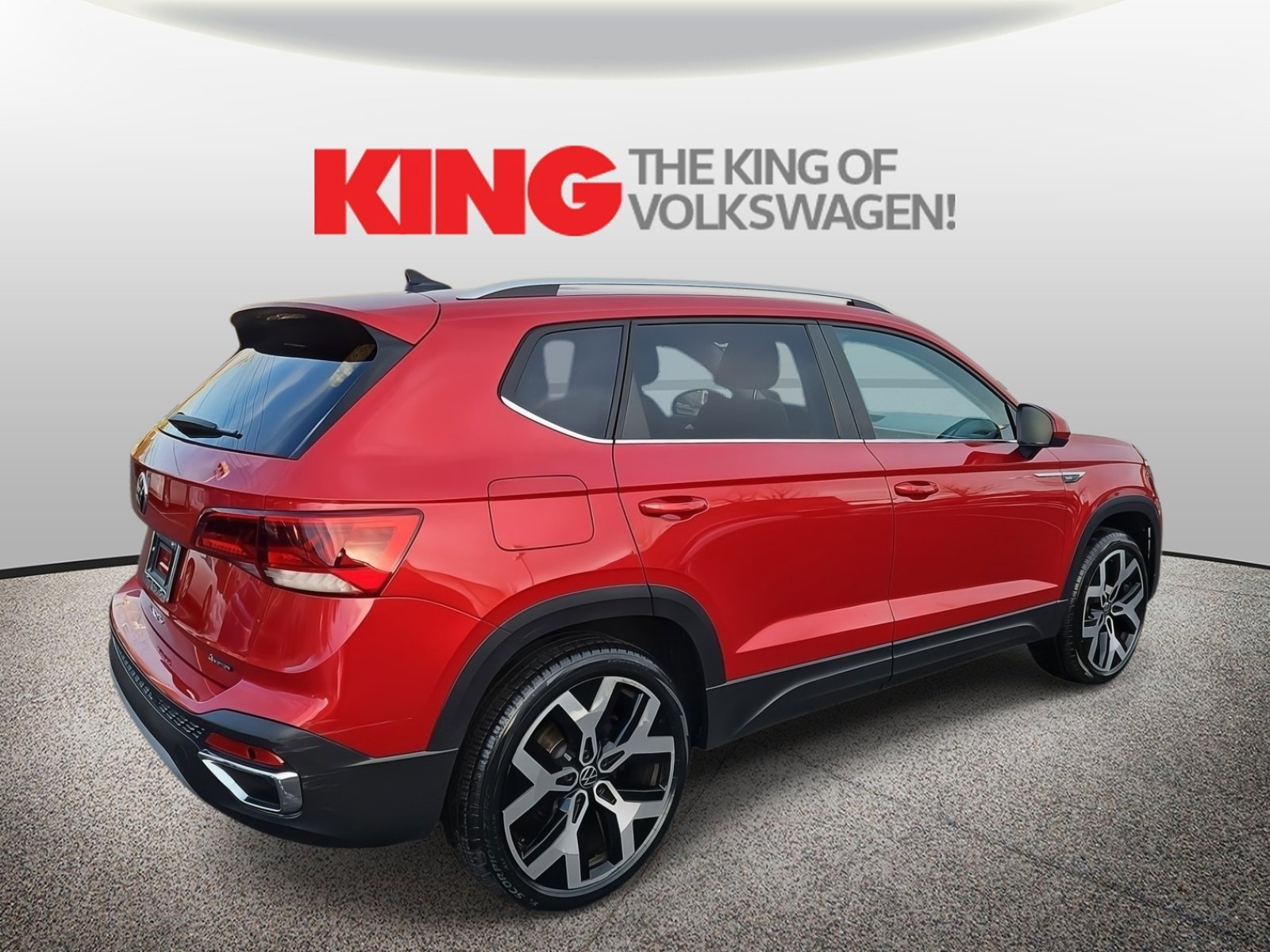 Used 2023 Volkswagen Taos SEL image 3