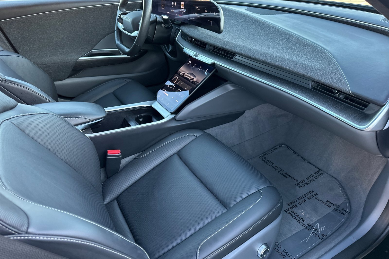 Used 2024 Lucid Air Touring image 14