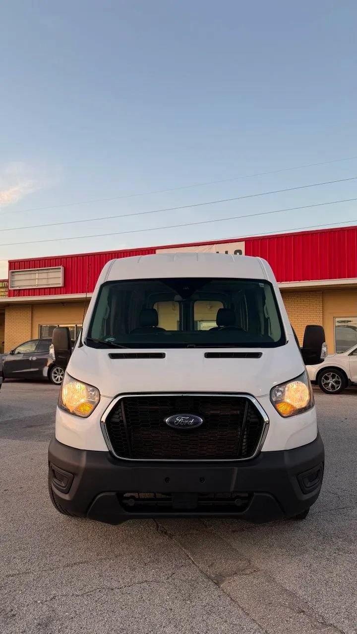 Used 2020 Ford Transit 250 Medium Roof AWD w/ Load Area Protection Package image 6